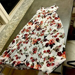 Short jumpsuit with cap/ skirt